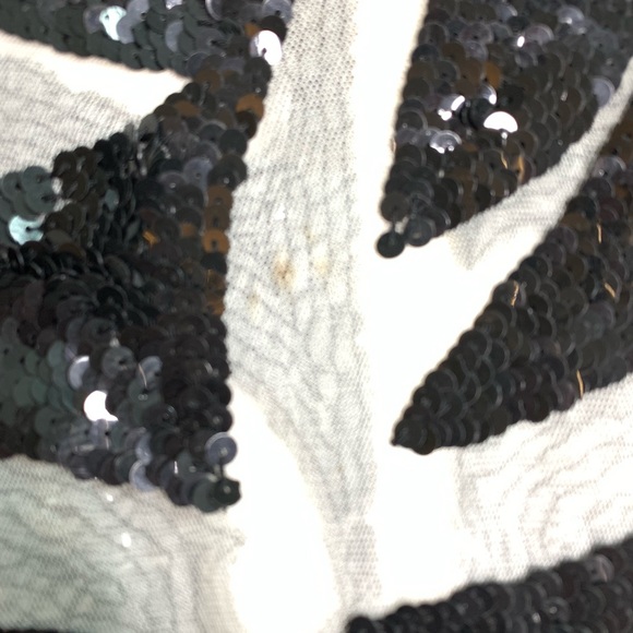 Sheer animal print sequin tunic top - Picture 4 of 4